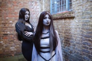 Read more about the article Cosplay Interview with Twisted Sisters Cosplay